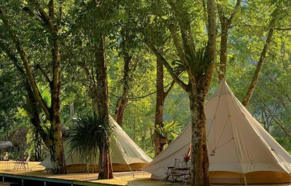 Ban Ba Jungle Lodge – Glamping Tent