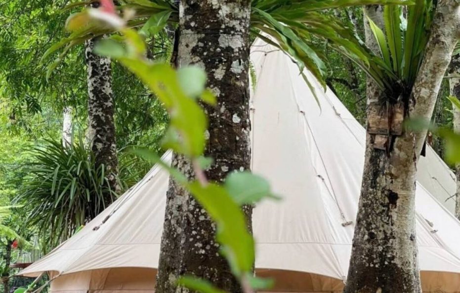 Ban Ba Jungle Lodge – Glamping Tent