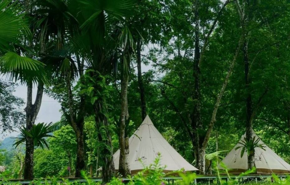 Ban Ba Jungle Lodge – Glamping Tent
