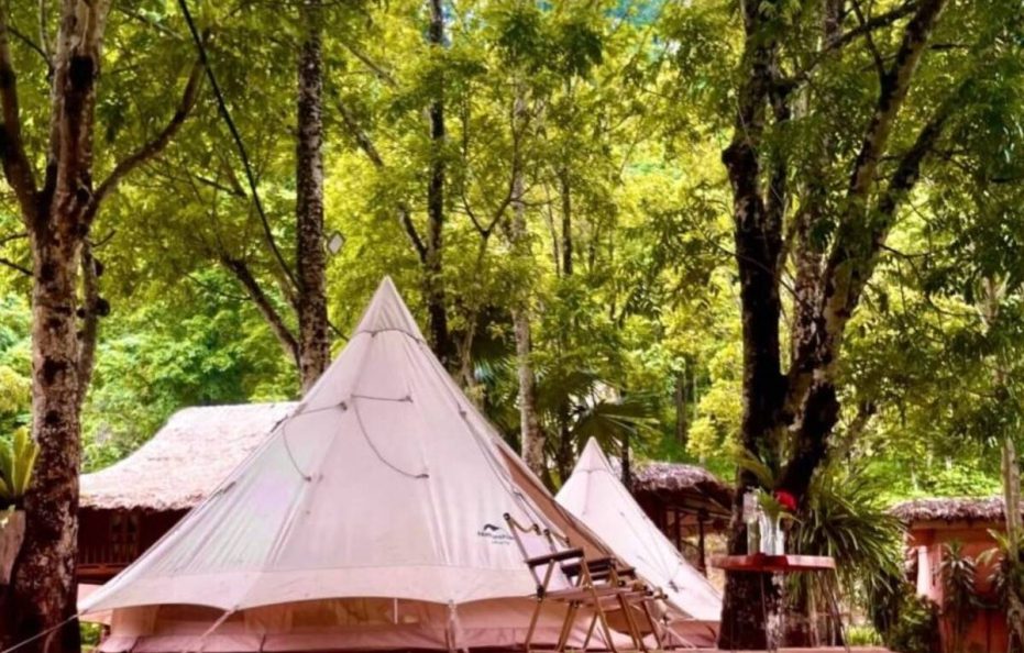 Ban Ba Jungle Lodge – Glamping Tent