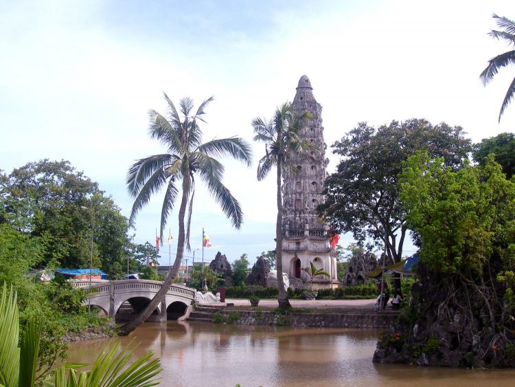Co Le Pagoda Nam Dinh