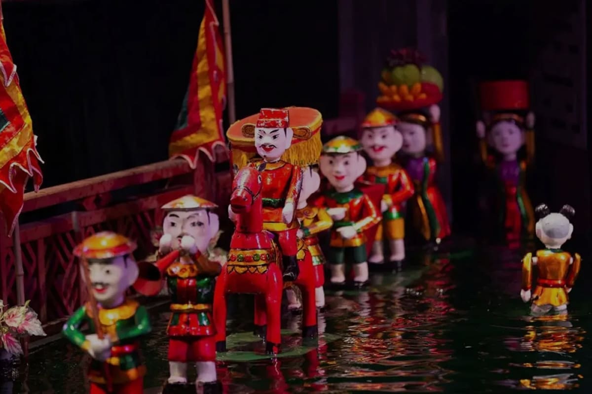 Water Puppet Show at Nam Dinh - ecohost sustainabel tours