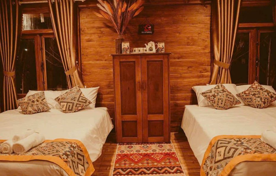 Reed Hill – European Wooden House