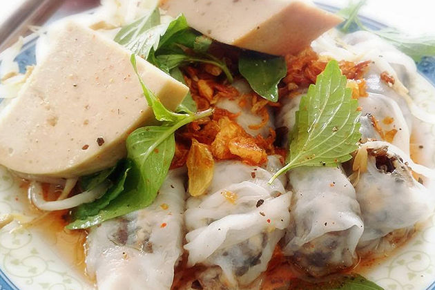 Steamed Pork Wraps hanoi ecohost packages