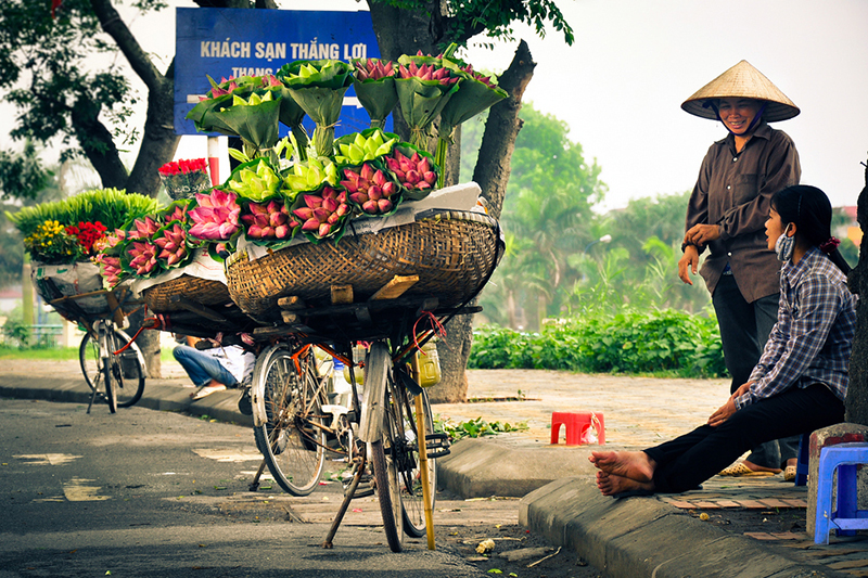 Street Vendors in Vietnam