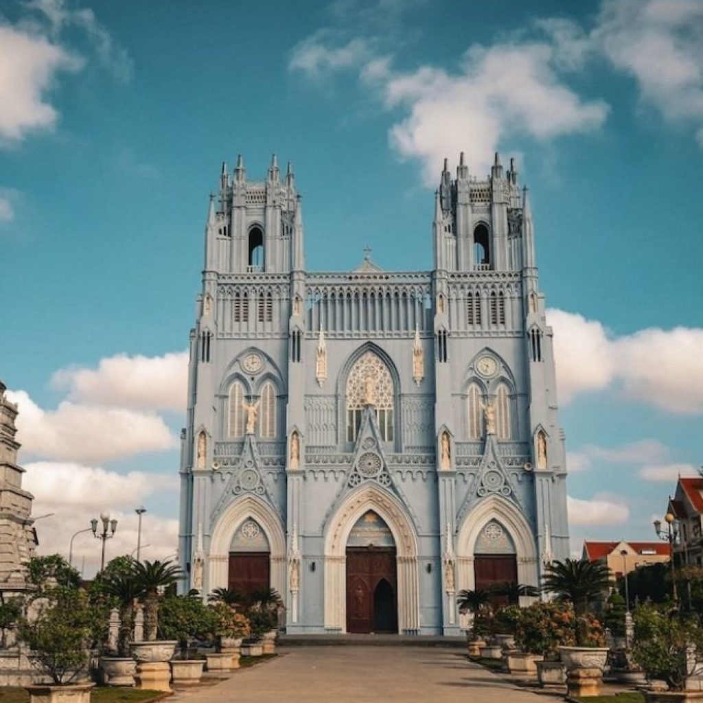 Phu Nhai Church