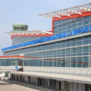 van don airport vietnam ecohost