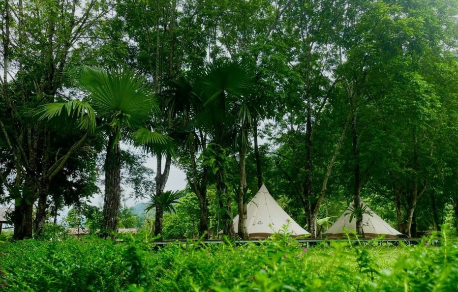Bản Ba Jungle Lodge – Lều Glamping