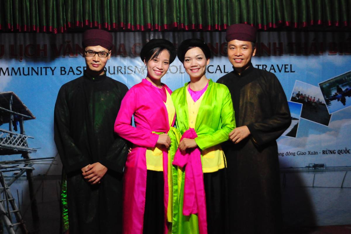 Bà Bùi Nhàn - Ecohost